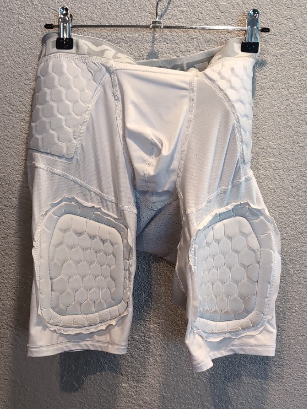Under Armour Pro 5-Pad Football Girdle - Picture 3 of 7